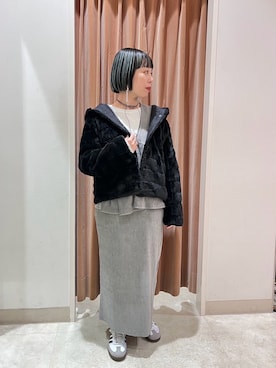 「グレーコーデ」｜「アイテム（ブルゾン）」を使った、NICOLE whiteさん（レディース・157cm）の冬コーディネート