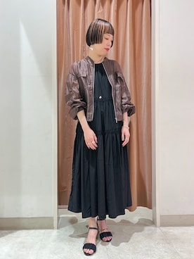「アイテム（ブルゾン）」を使った、NICOLE whiteさん（レディース・157cm）の夏コーディネート