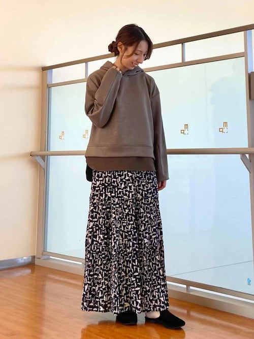セール】【セットアップ】フードプルオーバー×ロングスカート