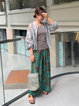 「シアーシャツ」｜「アイテム（ブラウン系）」を使った、NICOLE whiteさん（レディース・164cm）の夏コーディネート
