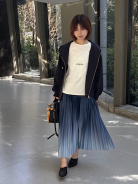 NICOLE whiteさんのコーディネート