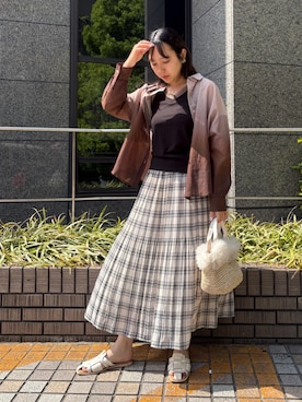 「NICOLE white（ニコルホワイト）の【セットアップ対応】チェックスカート（スカート、ホワイト系）」を使った、NICOLE whiteさん（レディース・162cm）の春コーディネート