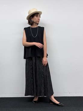 NICOLE whiteさんのコーディネート