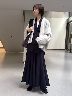 「NICOLE white（ニコルホワイト）の【セットアップ対応】スキッパーシャツ（シャツ/ブラウス、ブルー系）」を使った、NICOLE whiteさん（レディース・167cm）の秋コーディネート