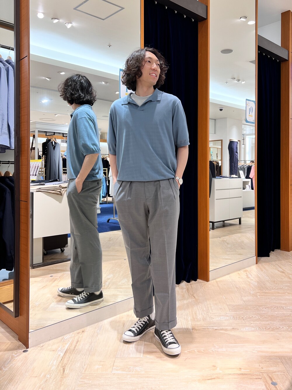「nolleys、NOLLEY'S、NOLLEY'S&goodman、メンズカジュアル、メンズファッション、メンズライク、夏、夏コーデ、休日スタイル、スニーカー、初夏コーデ、お洒落さんとつながりたい、ボーダー」｜「NOLLEY’SのNSN アジャスター付2タックスラックス 25SS（スラックス、グレー系）」を使った、ooiさん（メンズ・178cm）の春コーディネートの1枚目の写真