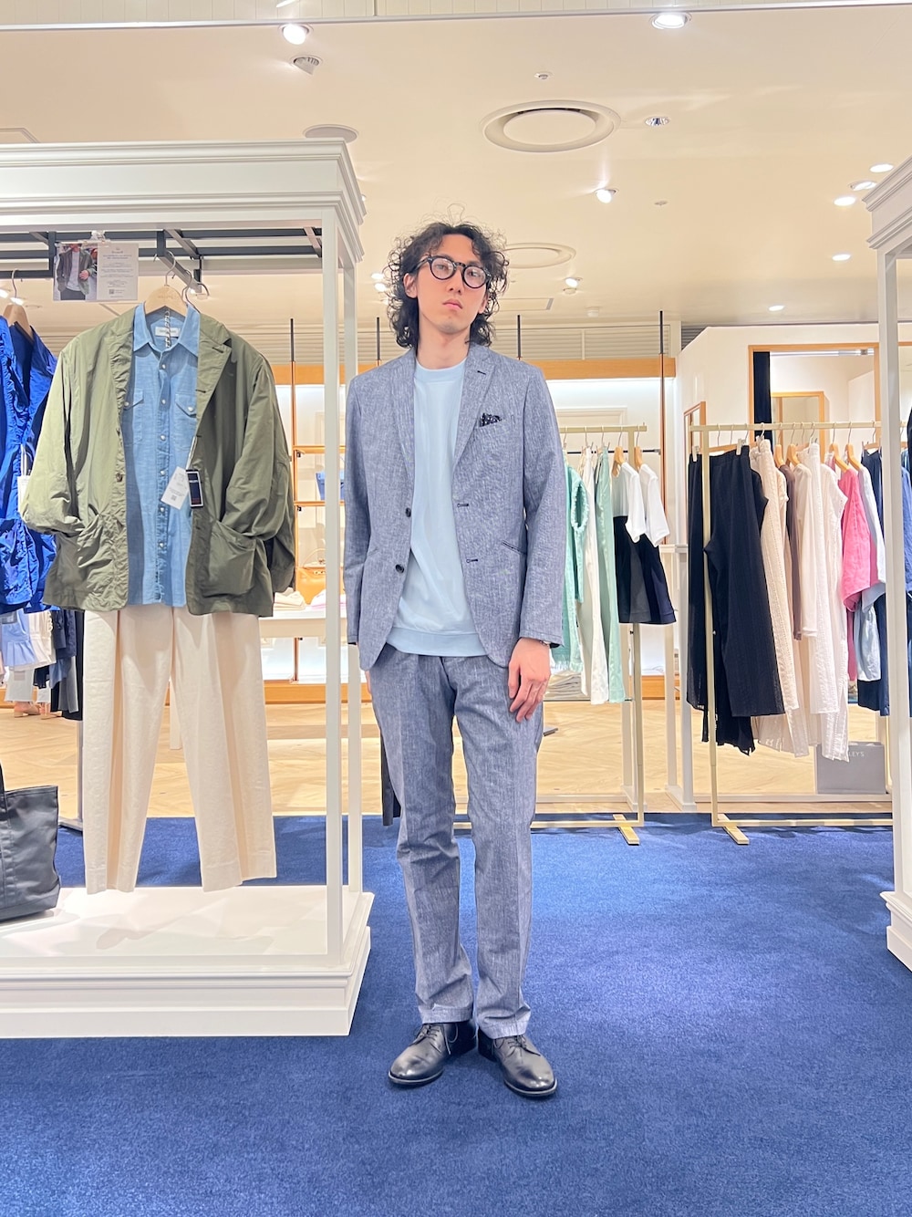 「NOLLEY'S、NOLLEY'S&goodman、ノーリーズ、ノーリーズグッドマン、ビジカジスタイル、ビジカジセットアップ、ビジネススタイル、ビジネスカジュアル、オフィスカジュアル、春コーデ、夏コーデ、ジャケット、ジャケットスタイル、ジャケットコーデ」｜「NOLLEY’Sの《セットアップ/ビジカジ対応》COOL DOTS/クールドッツ JK 25SS（テーラードジャケット、ブルー系）」を使った、ooiさん（メンズ・178cm）の春コーディネートの1枚目の写真