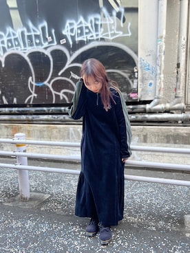 「AVIREX（アヴィレックス）のアイテム（ワンピース/ドレス）」を使った、ritaさん（レディース・155cm）の秋コーディネート