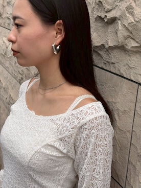 「kiehtova（キエトヴァ）の【kiehtova】round heart hoop pierce/ラウンドハート フープピアス（ピアス（両耳用）、シルバー系）」を使った、h.o.v_officialさん（レディース・158cm）の春コーディネート