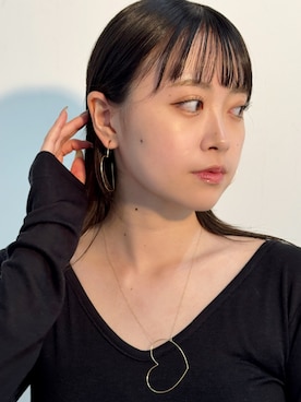 「アイテム（アクセサリー）」を使った、h.o.v_officialさん（レディース・157cm）の秋コーディネート