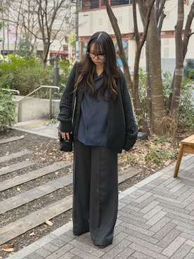 「CASPER JOHN（キャスパージョン）のアイテム（スラックス）」を使った、KURUMIさん（レディース・159cm）の春コーディネート