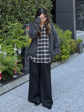 「アイテム（パーカー）」を使った、KURUMIさん（レディース・159cm）の秋コーディネート