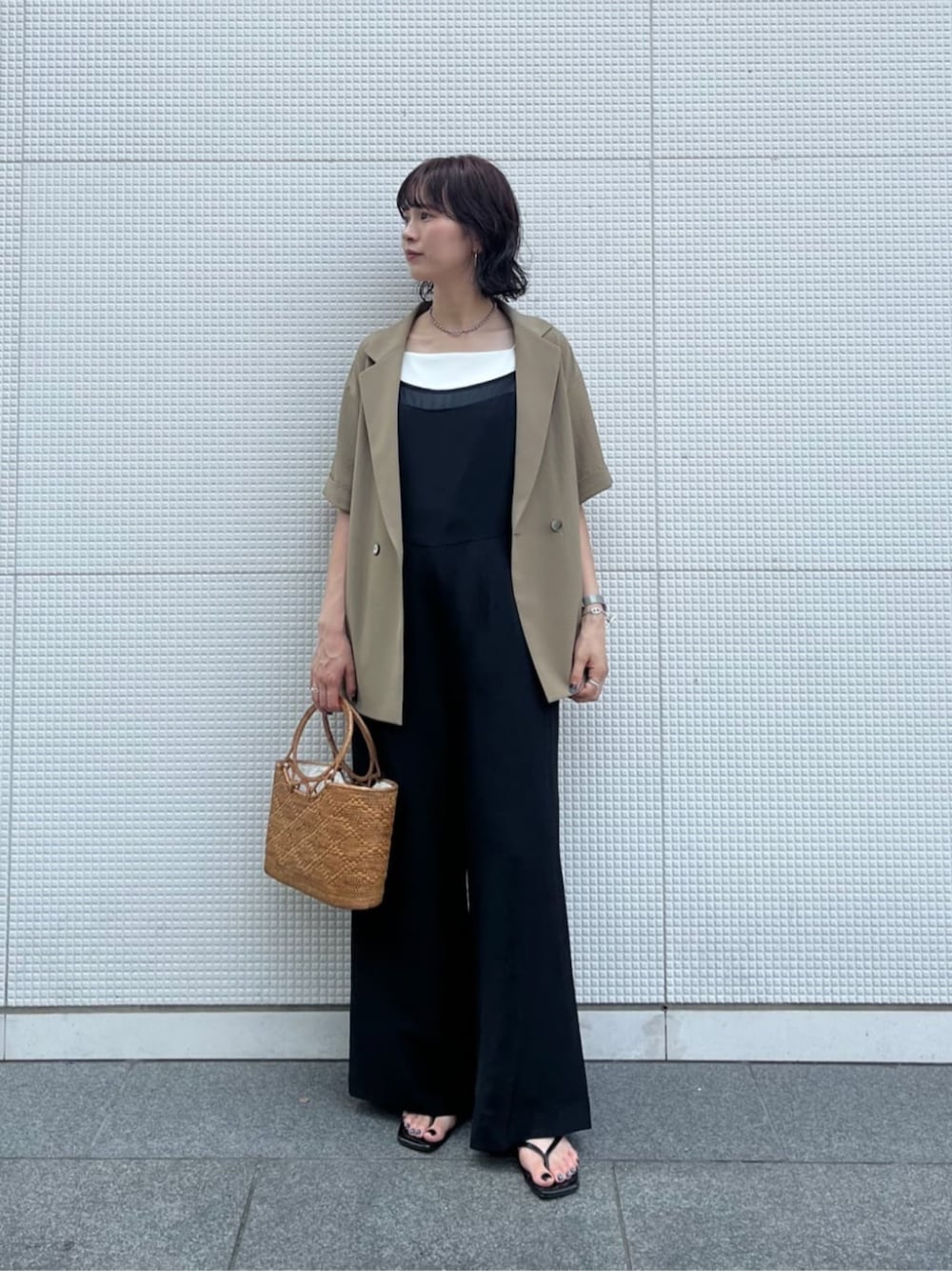 DRESSLAVEのサロペット/オーバーオールを使った人気ファッション