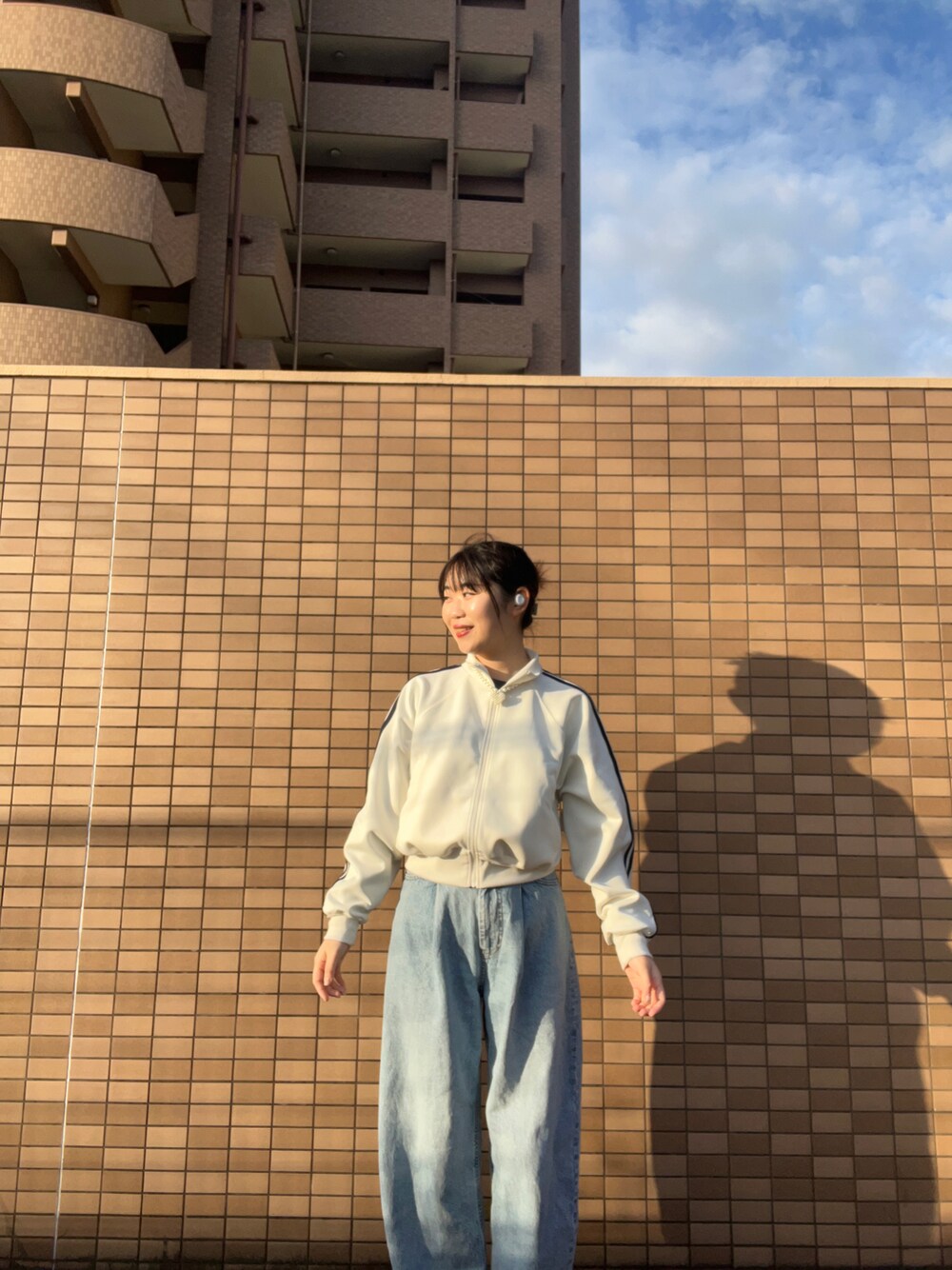 「冬を彩る色いろコーデ、休日スタイル、おしゃれさんと繋がりたい、アパレルスタッフ、出勤コーデ、ootd」｜「LOWRYS FARMのアイテム（トップス、ホワイト系）」を使った、暖乃さん（レディース・159cm）の冬コーディネートの1枚目の写真