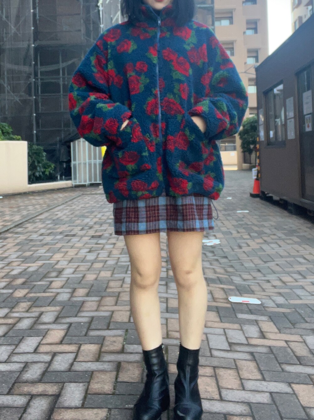 「アパレルスタッフ、出勤コーデ、休日コーデ、LOWRYS FARM、TINA:JOJUN、jouetie、ootd」｜「jouetieのアイテム（ブルゾン、その他）」を使った、暖乃さん（レディース・159cm）の春コーディネートの1枚目の写真