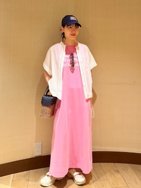 「A VACATION（アヴァケーション）のアイテム」を使った、中林さん（レディース・157cm）の夏コーディネート
