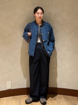 「アイテム（ノーカラージャケット）」を使った、中林さん（レディース・157cm）の冬コーディネート