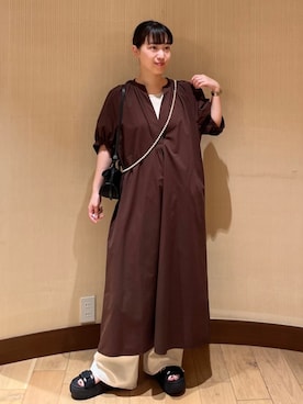 「アイテム（デニムパンツ）」を使った、中林さん（レディース・157cm）の夏コーディネート