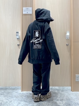 「X-girl（エックスガール）のFACE BOX PATCH ZIP UP SWEAT HOODIE（パーカー）」を使った、シものゆいかさん（レディース・145cm）の夏コーディネート