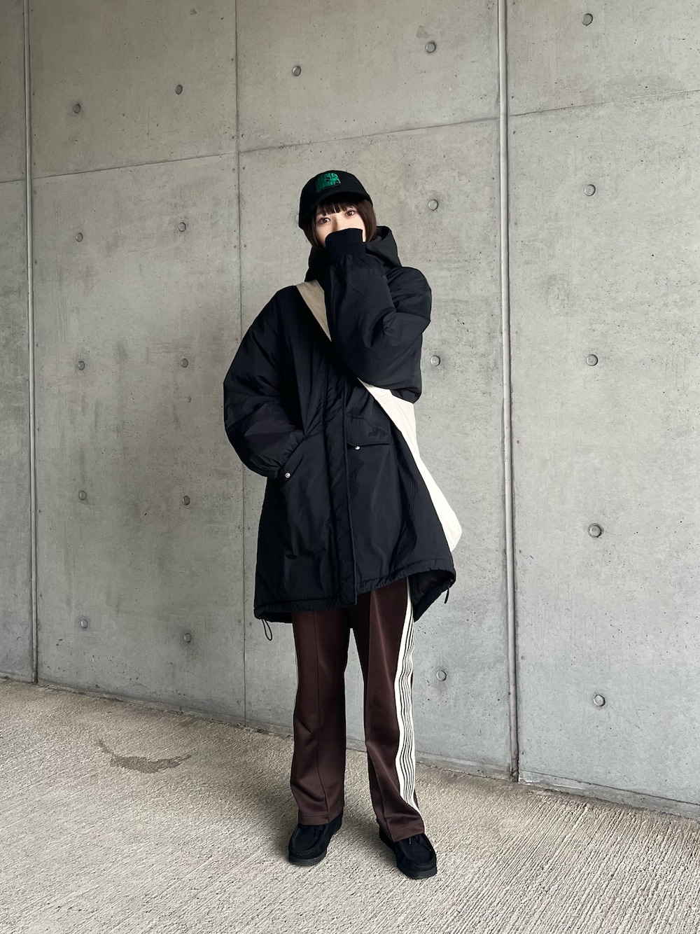 新品 NEEDLES / ニードルズ JS別注 トラックパンツ ストレート Needles（ニードルス）の「別注トラックパンツストレート