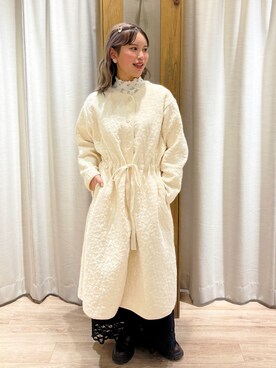「白」｜「アイテム（その他アウター）」を使った、ゆ め こさん（レディース・153cm）の冬コーディネート