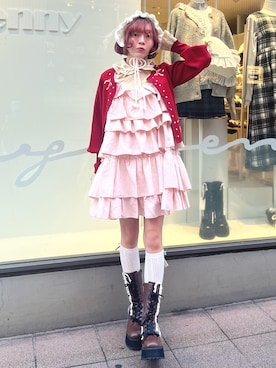 「アイテム（ヘアアクセサリー）」を使った、manamiさん（レディース・154cm）の秋コーディネート