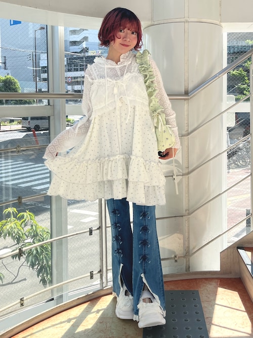 セール】ribbonスリムフレアデニムパンツ（デニムパンツ）｜merry