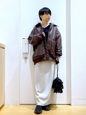 「巾着バッグ」｜「アイテム（ブルゾン）」を使った、あおき@LAKOLE海老名さん（レディース・156cm）の冬コーディネート