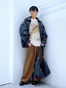 「アイテム（バレッタ/ヘアクリップ）」を使った、あおき@LAKOLE海老名さん（レディース・156cm）の秋コーディネート