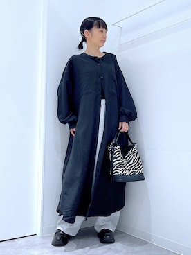 「アイテム（シャツワンピース）」を使った、あおき@LAKOLE海老名さん（レディース・156cm）の秋コーディネート