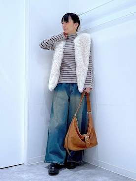 「アイテム（バレッタ/ヘアクリップ、ベージュ系）」を使った、あおき@LAKOLE海老名さん（レディース・156cm）の秋コーディネート