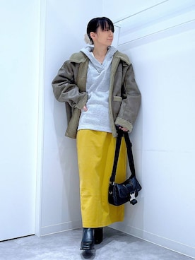 「アイテム（バレッタ/ヘアクリップ）」を使った、あおき@LAKOLE海老名さん（レディース・156cm）の冬コーディネート