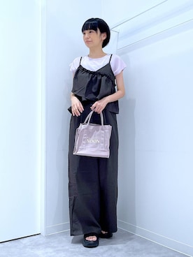 「Tシャツ」｜「アイテム（つなぎ/オールインワン）」を使った、あおき@LAKOLE海老名さん（レディース・156cm）の秋コーディネート