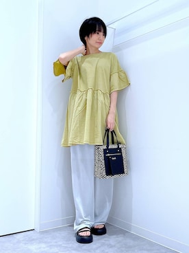 「リラックス」｜「アイテム（チュニック）」を使った、あおき@LAKOLE海老名さん（レディース・156cm）の夏コーディネート