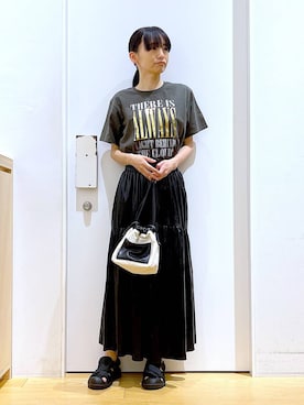 「若見え」｜「アイテム（スリッポン）」を使った、あおき@LAKOLE海老名さん（レディース・156cm）の夏コーディネート