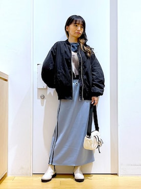 「若見え」｜「アイテム（MA-1）」を使った、あおき@LAKOLE海老名さん（レディース・156cm）の春コーディネート