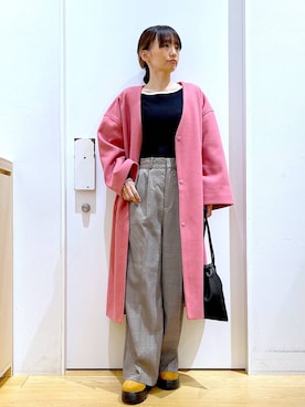 「アイテム（ノーカラーコート、ピンク系）」を使った、あおき@LAKOLE海老名さん（レディース・156cm）の冬コーディネート