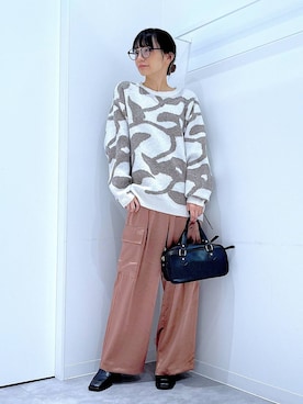 「アイテム（バレッタ/ヘアクリップ）」を使った、あおき@LAKOLE海老名さん（レディース・156cm）の冬コーディネート