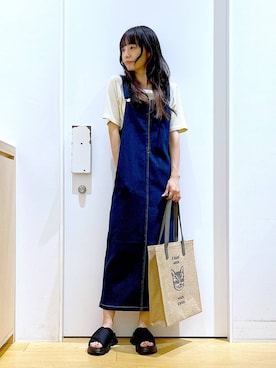「若見え」｜「アイテム（ジャンパースカート）」を使った、あおき@LAKOLE海老名さん（レディース・156cm）の夏コーディネート