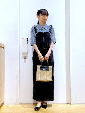 「若見え」｜「アイテム（ジャンパースカート）」を使った、あおき@LAKOLE海老名さん（レディース・156cm）の夏コーディネート