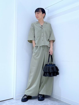 「LAKOLE（ラコレ）のチュールフリルバンスクリップ / 135391（バレッタ/ヘアクリップ、ホワイト系）」を使った、あおき@LAKOLE海老名さん（レディース・156cm）の春コーディネート