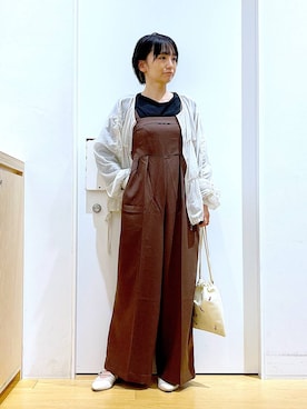 「ブルゾン」｜「アイテム（サロペット/オーバーオール）」を使った、あおき@LAKOLE海老名さん（レディース・156cm）の秋コーディネート
