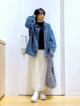 「若見え」｜「アイテム（デニムジャケット）」を使った、あおき@LAKOLE海老名さん（レディース・156cm）の冬コーディネート