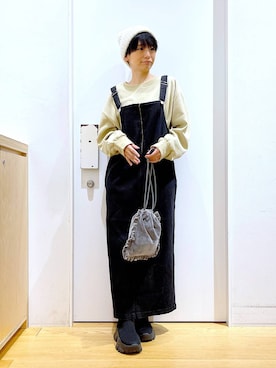「巾着バッグ」｜「アイテム（ブーツ）」を使った、あおき@LAKOLE海老名さん（レディース・156cm）の冬コーディネート