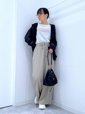 「LAKOLE（ラコレ）のチュールフリルバンスクリップ / 135391（バレッタ/ヘアクリップ、ホワイト系）」を使った、あおき@LAKOLE海老名さん（レディース・156cm）の春コーディネート