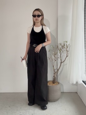 「URBAN RESEARCH（アーバンリサーチ）のホルターネックベロアビスチェ（その他トップス）」を使った、momokaさん（レディース・155cm）の秋コーディネート