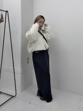 「アイテム（チューブトップ）」を使った、momokaさん（レディース・155cm）の秋コーディネート