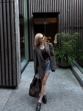 「MOUSSY（マウジー）の【26年AW新作】GATHER FLAT ローファー（ローファー、ブラック系）」を使った、Tsujita Rinoさん（レディース・153cm）の秋コーディネート
