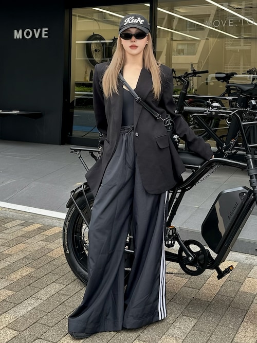 M819 XLサイズ　ファイヤーバード オーバーサイズド トラックパンツ adidas パンツ ファイヤーバード オーバーサイズド トラック