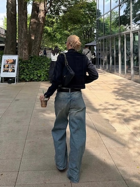 「THROW by SLY（スローバイスライ）のアイテム（デニムパンツ、ブルー系）」を使った、Tsujita Rinoさん（レディース・153cm）の秋コーディネート