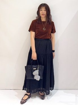 「アイテム（チャーム、グレー系）」を使った、nakkoさん（レディース・154cm）の秋コーディネート